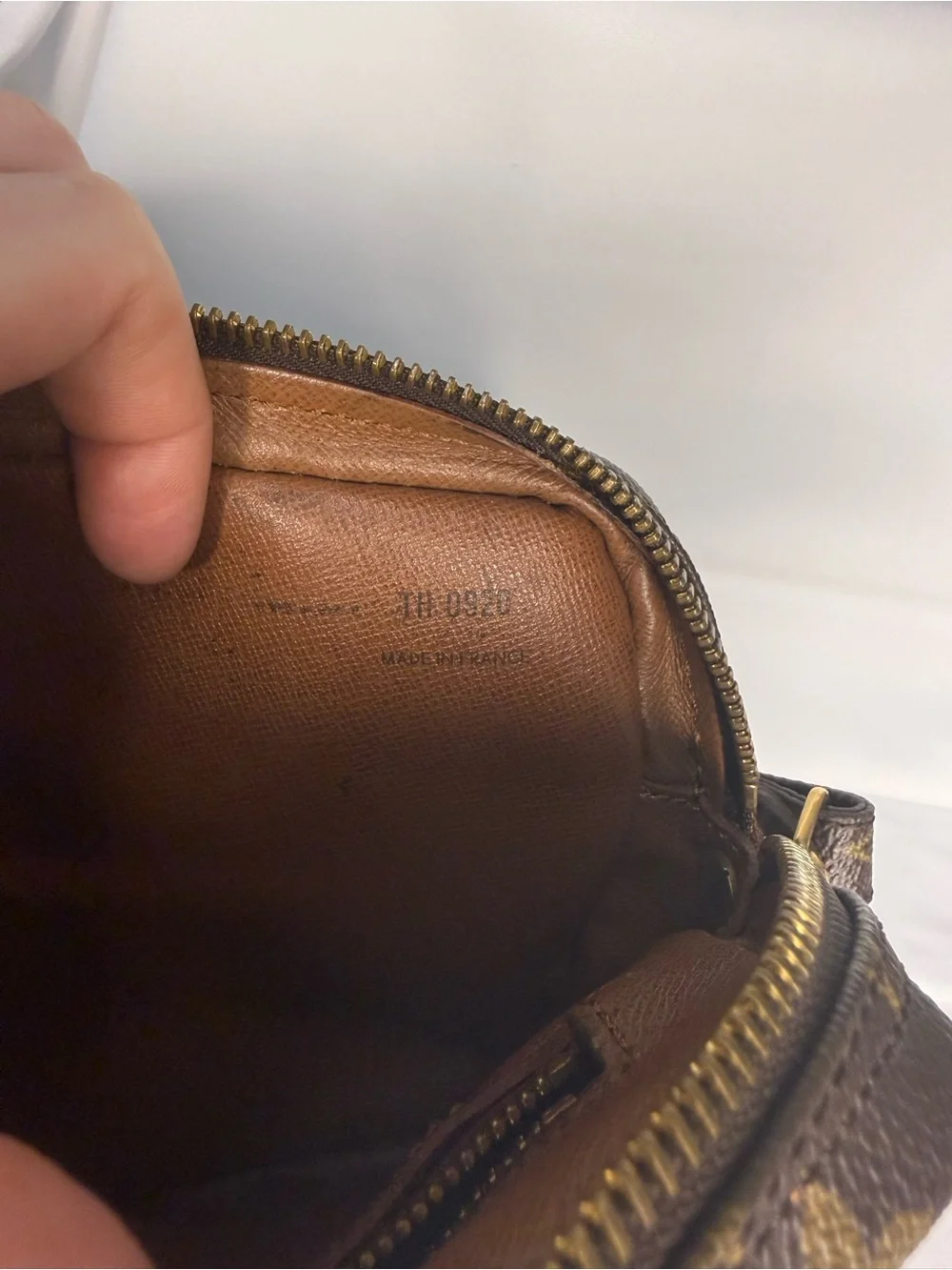 Louis Vuitton Monogram Marly Dragonne - Picture 9 of 9